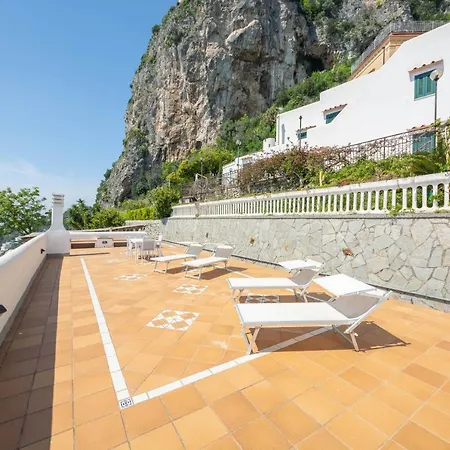 Petra Hotel