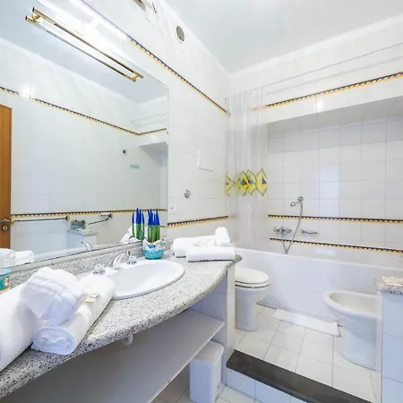 Petra Hotel 4*